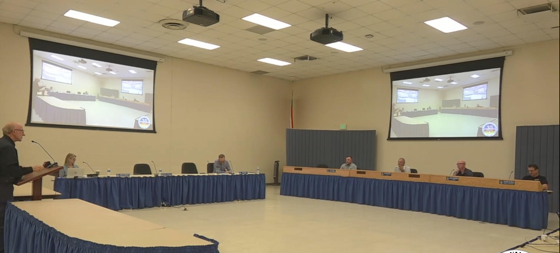 Yucca Valley Planning Commission discusses 5-year period for businesses to comply with new Outdoor Lighting Ordinance