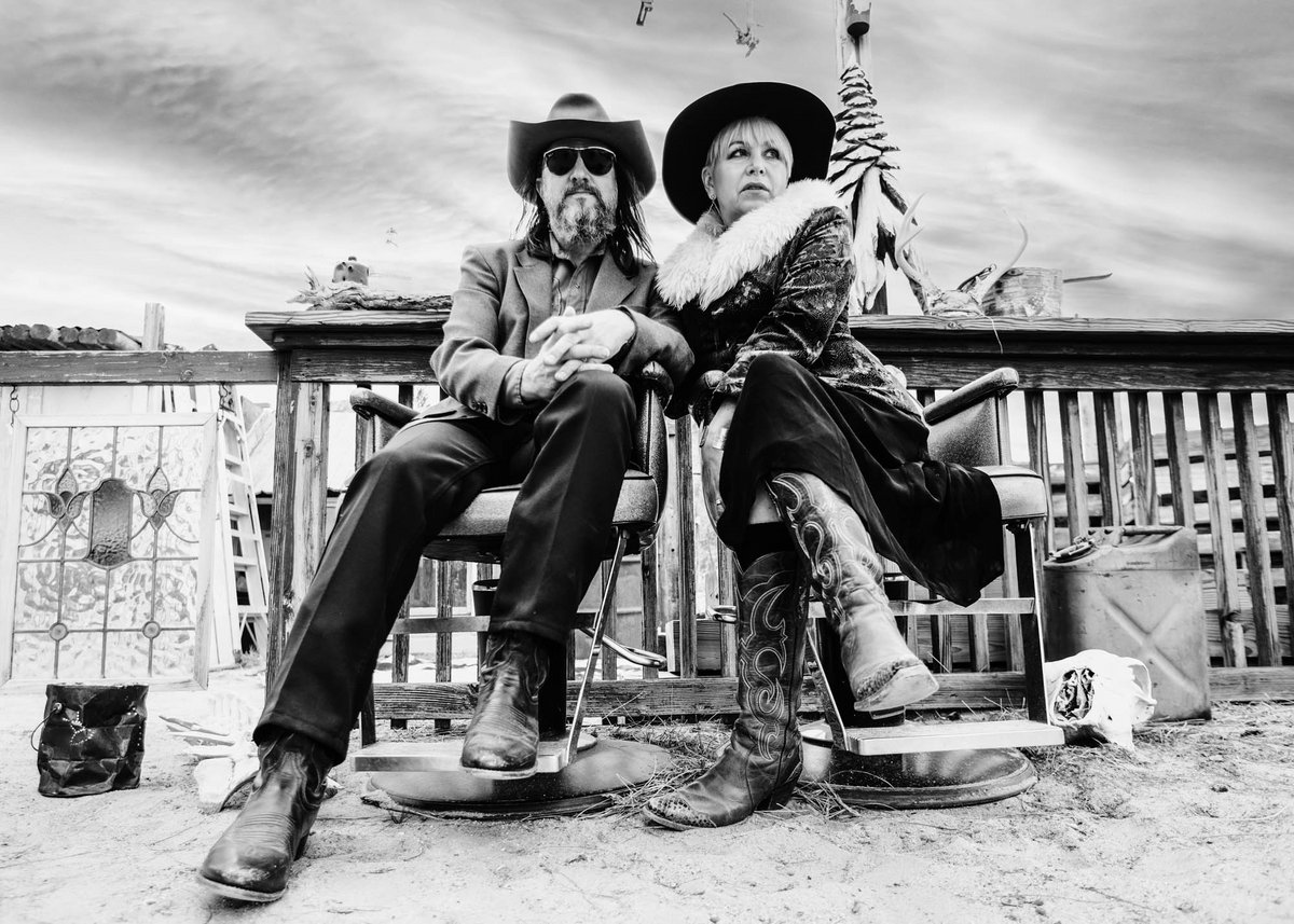 “Side Trips” by Kearns Family celebrates Furstwurld and other hi-desert originals (and covers)